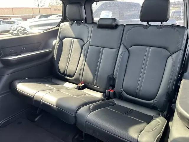 2026 Jeep Grand Wagoneer Limited Altitude 4x4