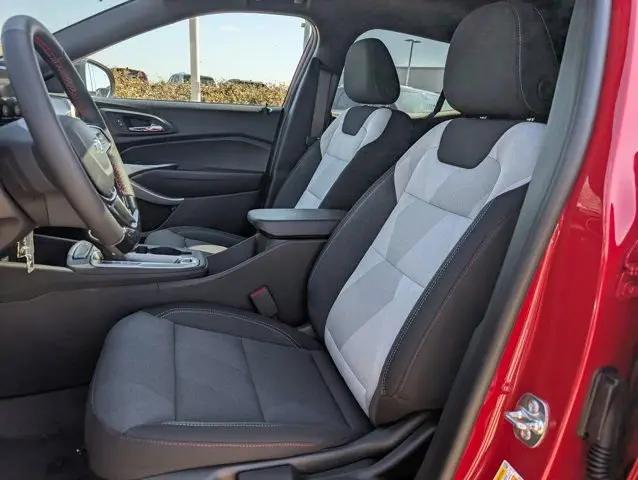 2026 Chevrolet Trax FWD 1RS