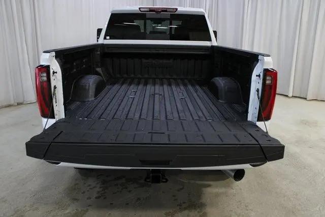 2026 GMC Sierra 2500HD Crew Cab, Standard Bed, Denali Ultimate, 4WD