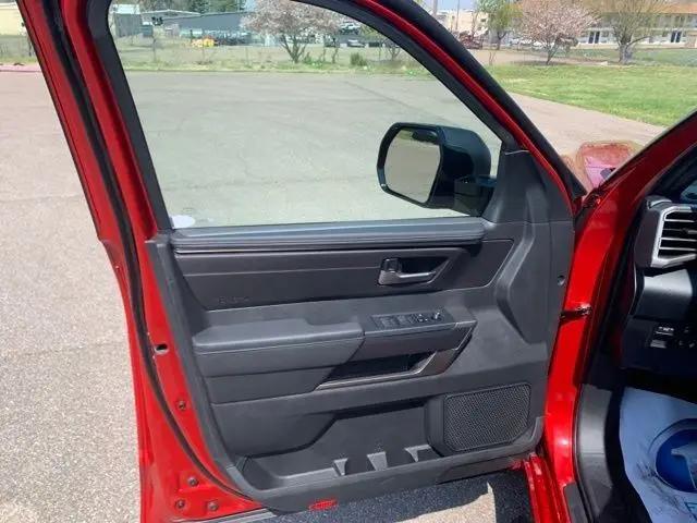 2026 Toyota Tundra SR5 CrewMax 5.5' Bed