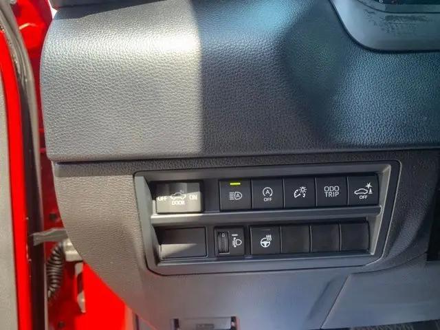 2026 Toyota Tundra SR5 CrewMax 5.5' Bed