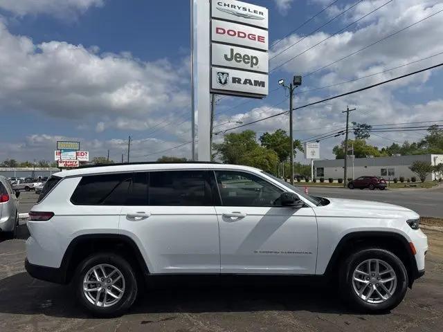 2026 Jeep Grand Cherokee L Laredo 4x2