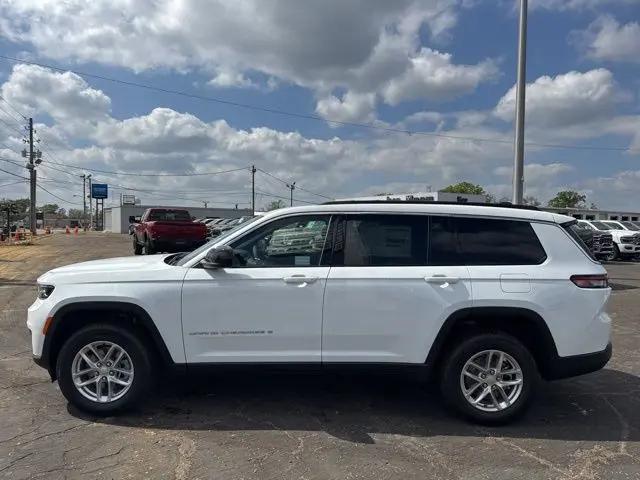 2026 Jeep Grand Cherokee L Laredo 4x2