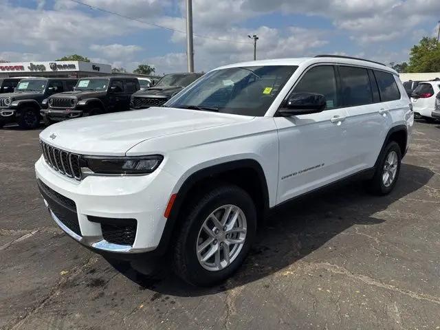2026 Jeep Grand Cherokee L Laredo 4x2