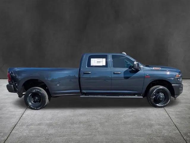 2026 Ram 3500 Tradesman Crew Cab 4x4 8' Box