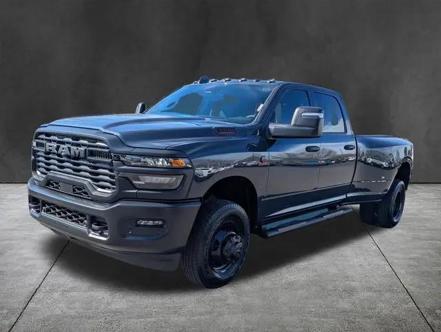 2026 Ram 3500 Tradesman Crew Cab 4x4 8' Box