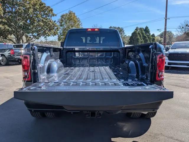 2026 Ram 3500 Tradesman Crew Cab 4x4 8' Box