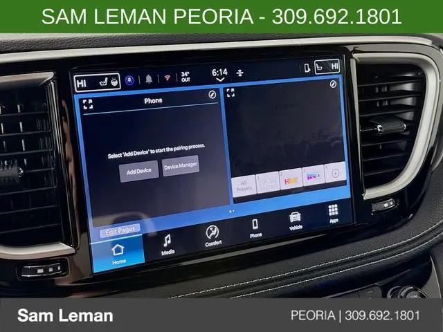 2026 Chrysler Pacifica Select AWD