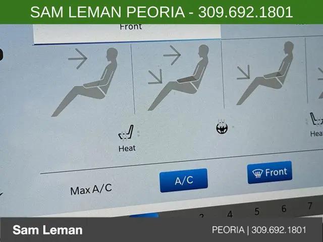 2026 Chrysler Pacifica Select AWD
