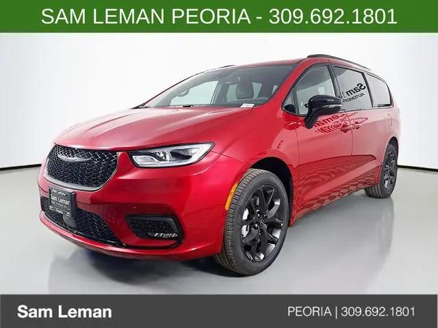 2026 Chrysler Pacifica Select AWD