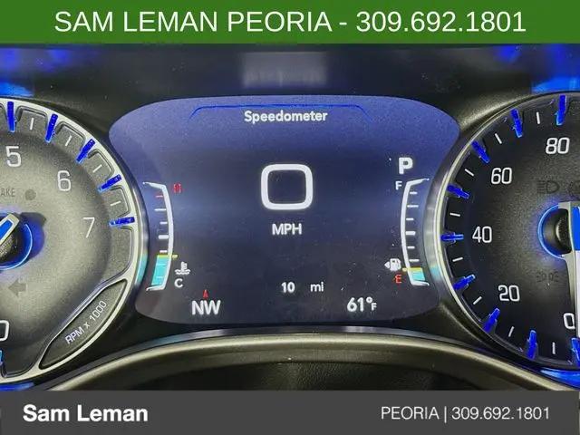 2026 Chrysler Pacifica Select AWD