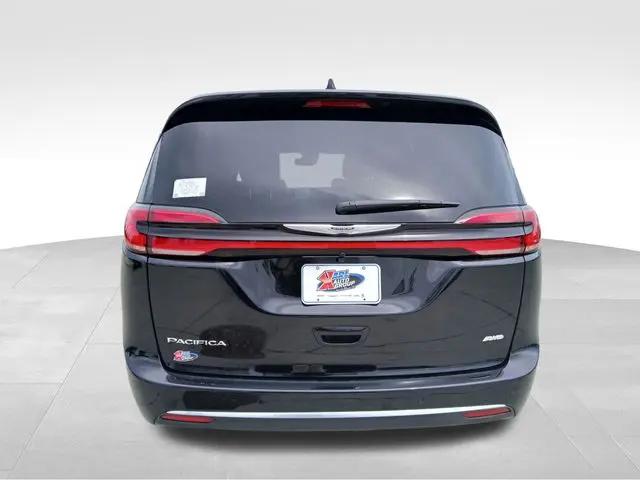 2026 Chrysler Pacifica Pinnacle AWD
