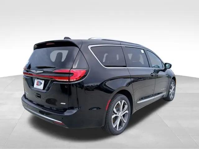 2026 Chrysler Pacifica Pinnacle AWD