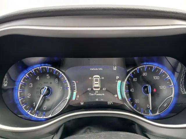 2026 Chrysler Pacifica Select AWD