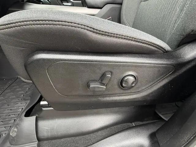 2022 Ram 1500 Big Horn Crew Cab 4x4 57 Box
