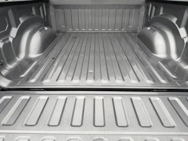 2022 Ram 1500 Big Horn Crew Cab 4x4 57 Box