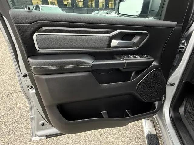 2022 Ram 1500 Big Horn Crew Cab 4x4 57 Box