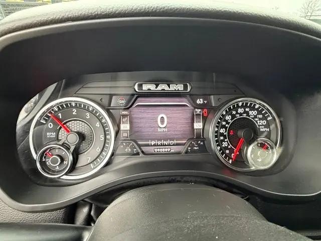 2022 Ram 1500 Big Horn Crew Cab 4x4 57 Box