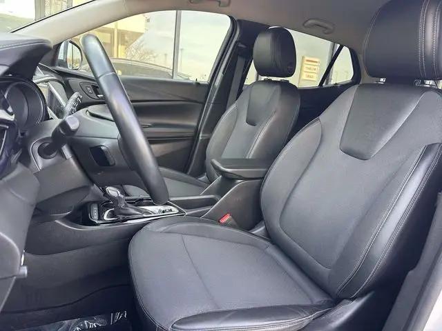 2022 Buick Encore GX AWD Select