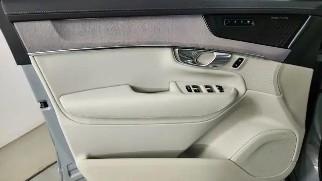 2026 Volvo XC90 Plug-In Hybrid Ultra, T8 AWD, Electric/Gasoline, Bright, 7 Seats