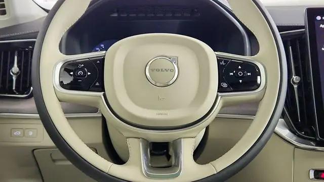 2026 Volvo XC90 Plug-In Hybrid Ultra, T8 AWD, Electric/Gasoline, Bright, 7 Seats