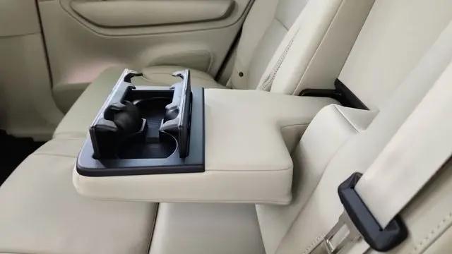 2026 Volvo XC90 Plug-In Hybrid Ultra, T8 AWD, Electric/Gasoline, Bright, 7 Seats