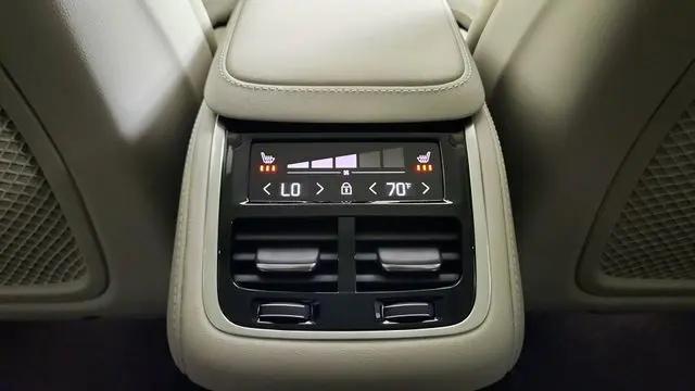 2026 Volvo XC90 Plug-In Hybrid Ultra, T8 AWD, Electric/Gasoline, Bright, 7 Seats