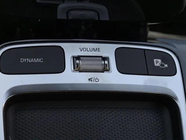 2026 Mercedes-Benz GLB 4MATIC