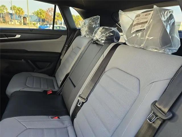2026 Volkswagen Atlas Cross Sport SEL