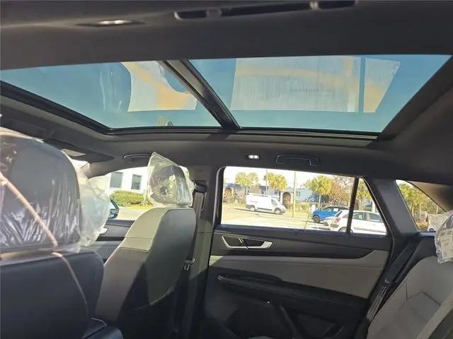 2026 Volkswagen Atlas Cross Sport SEL