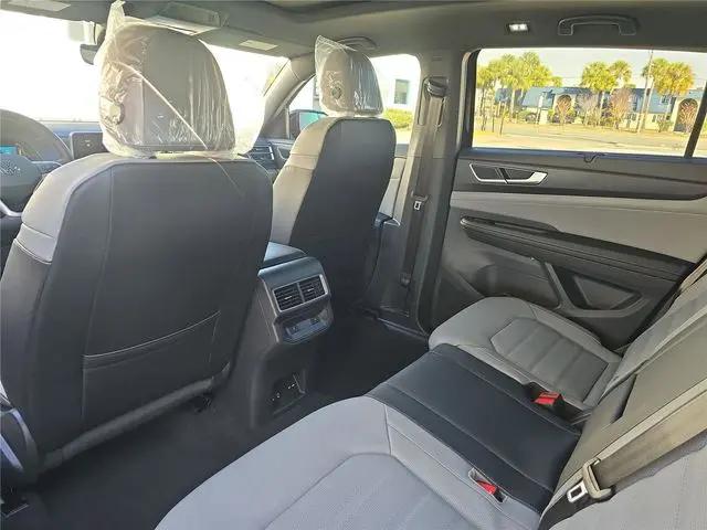 2026 Volkswagen Atlas Cross Sport SEL