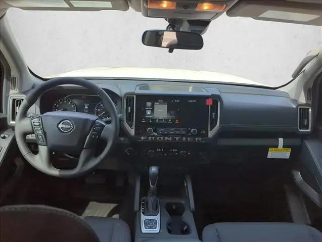 2026 Nissan Frontier Crew Cab SV 4x4