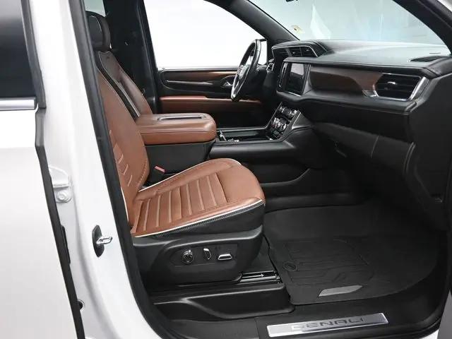 2023 GMC Yukon 4WD Denali Ultimate