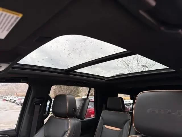 2021 GMC Yukon 4WD AT4