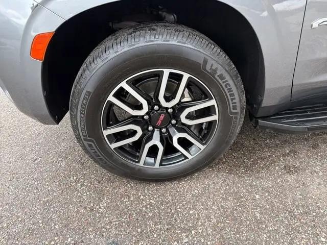 2021 GMC Yukon 4WD AT4