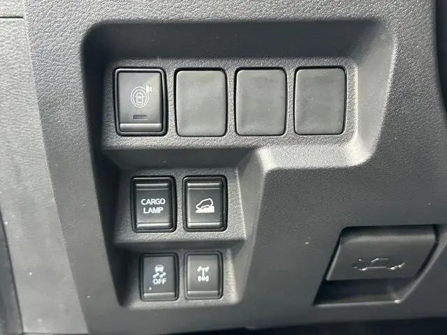2023 Nissan Frontier Crew Cab PRO-4X 4x4