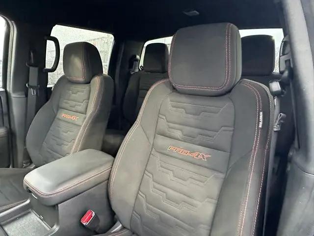2023 Nissan Frontier Crew Cab PRO-4X 4x4