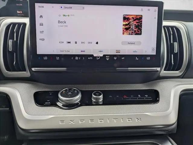 2026 Ford Expedition Max Active MAX