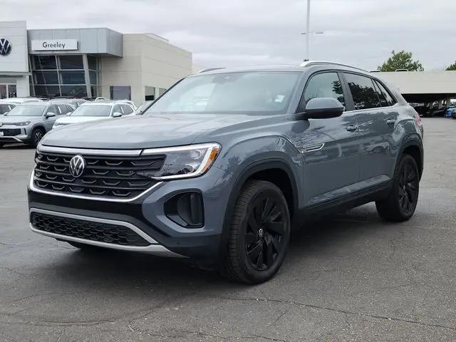 2026 Volkswagen Atlas Cross Sport SE with Technology