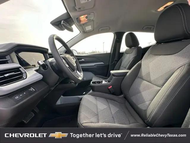 2027 Chevrolet Bolt LT FWD