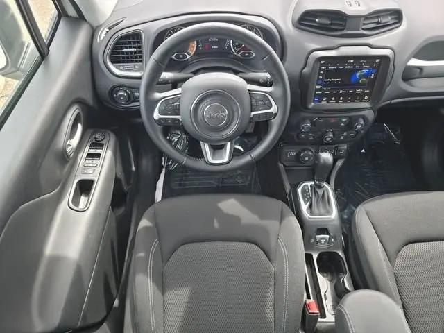 2023 Jeep Renegade Latitude 4x4
