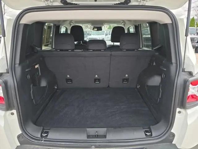2023 Jeep Renegade Latitude 4x4
