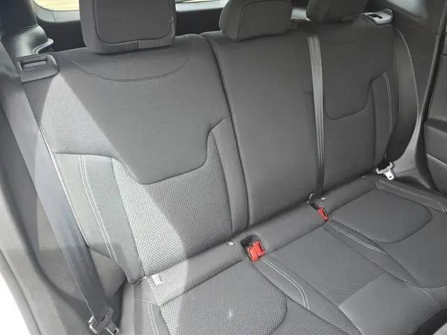 2023 Jeep Renegade Latitude 4x4