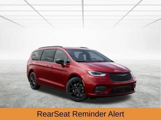 2026 Chrysler Pacifica Select AWD