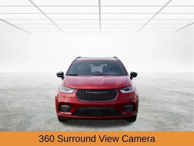 2026 Chrysler Pacifica Select AWD