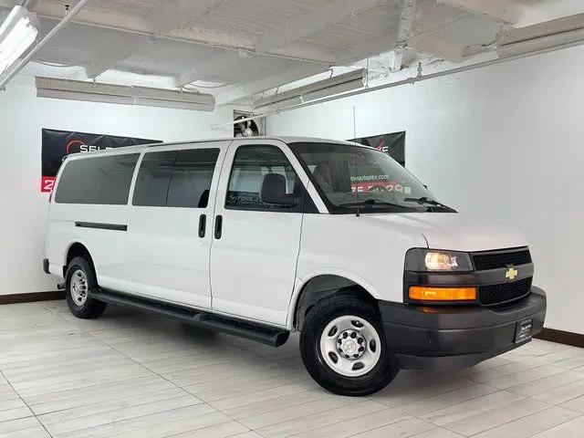 2023 Chevrolet Express Passenger RWD 3500 Extended Wheelbase LS