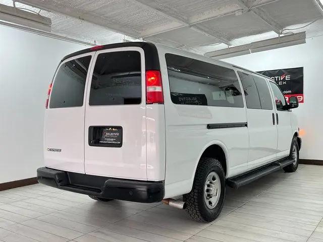 2023 Chevrolet Express Passenger RWD 3500 Extended Wheelbase LS