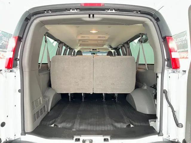 2023 Chevrolet Express Passenger RWD 3500 Extended Wheelbase LS
