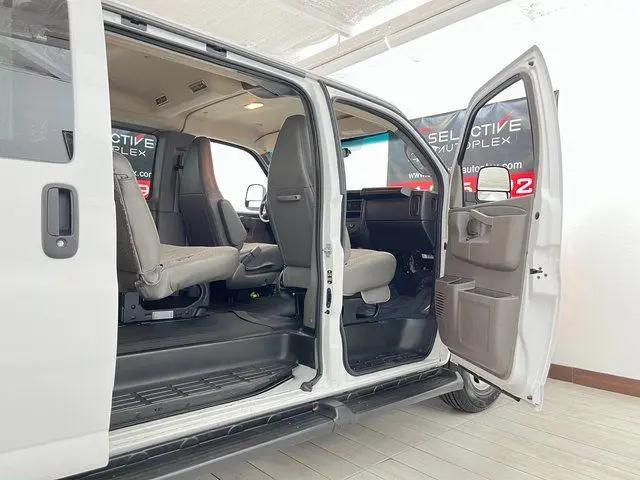2023 Chevrolet Express Passenger RWD 3500 Extended Wheelbase LS