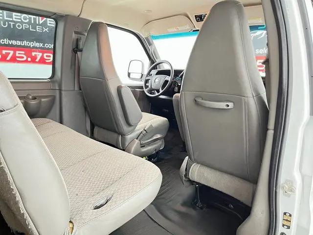 2023 Chevrolet Express Passenger RWD 3500 Extended Wheelbase LS